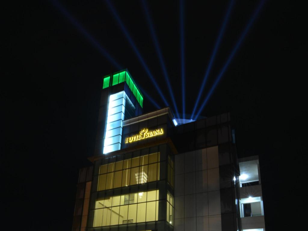 Lojikka Hotel Tulungagung tampak depan